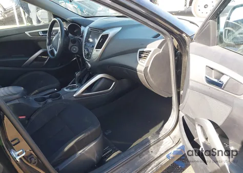 2016 Hyundai Veloster из США, поврежденный, VIN KMHTC6AD1GU292457